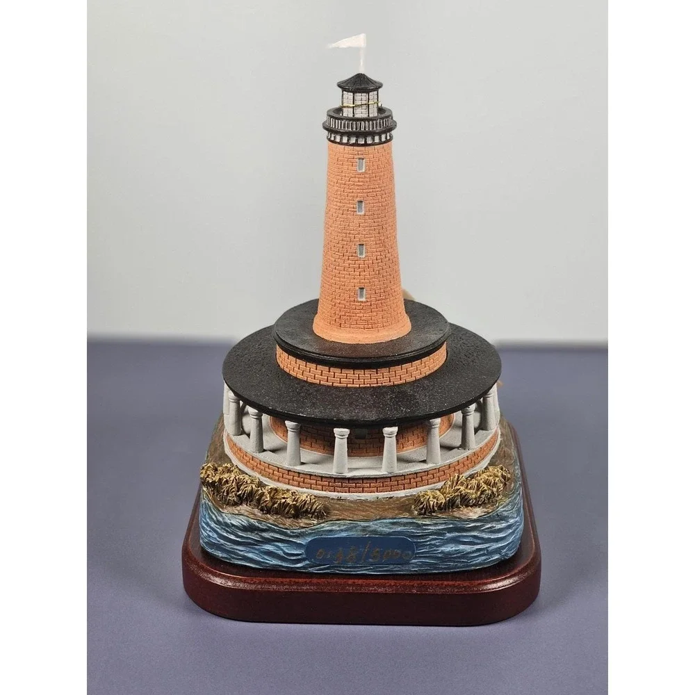 Lefton Franks Island Lighthouse Lost Lights w/ Tin COA